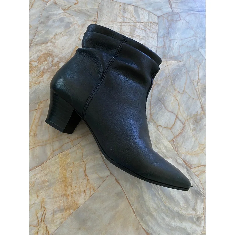 Clarks Black Leather Slouchy Ankle Boots Pointed Toe Block Heel Side Zip 6 1/2